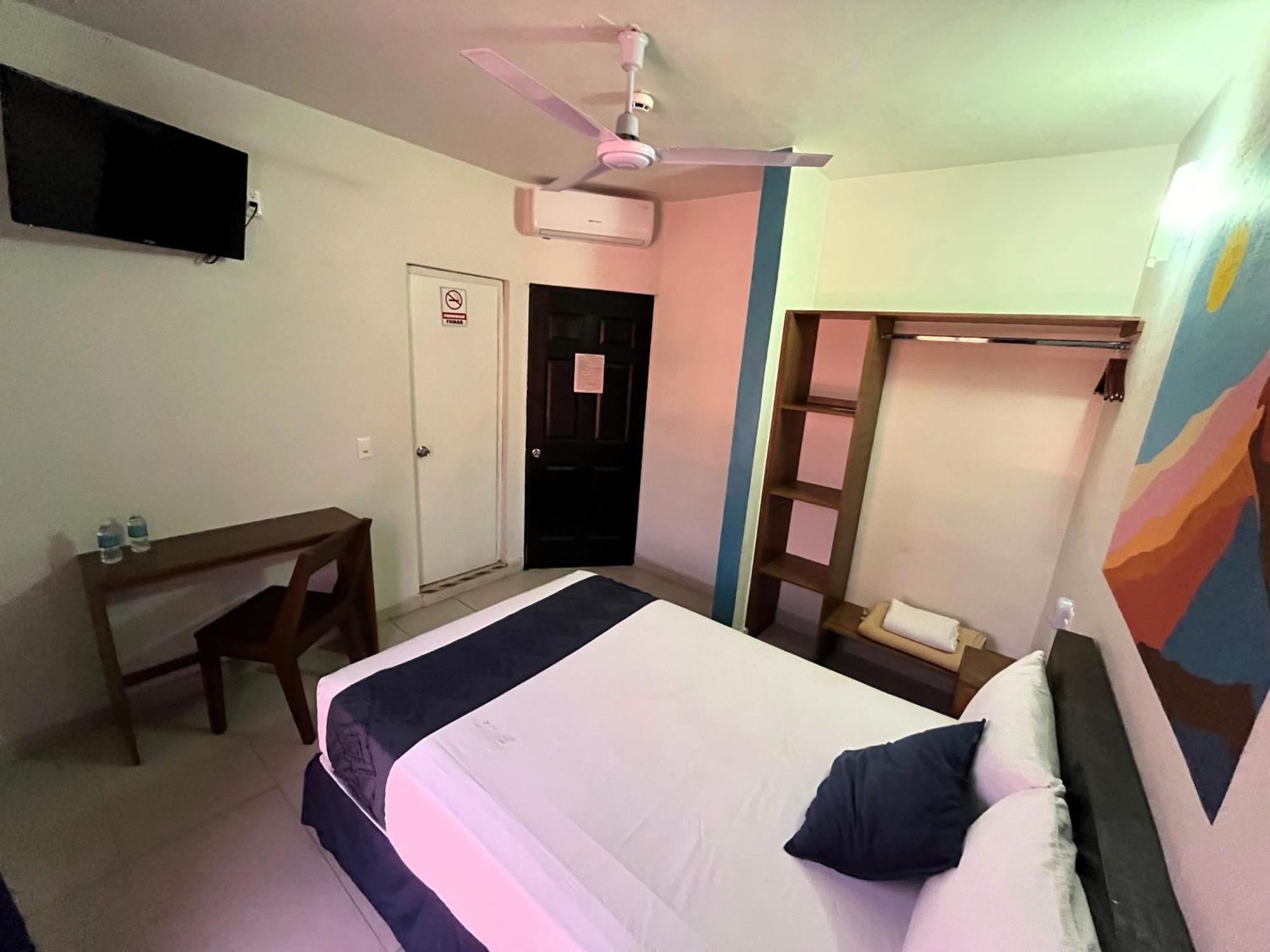 Hotel Juarez 70 Colima Exteriér fotografie