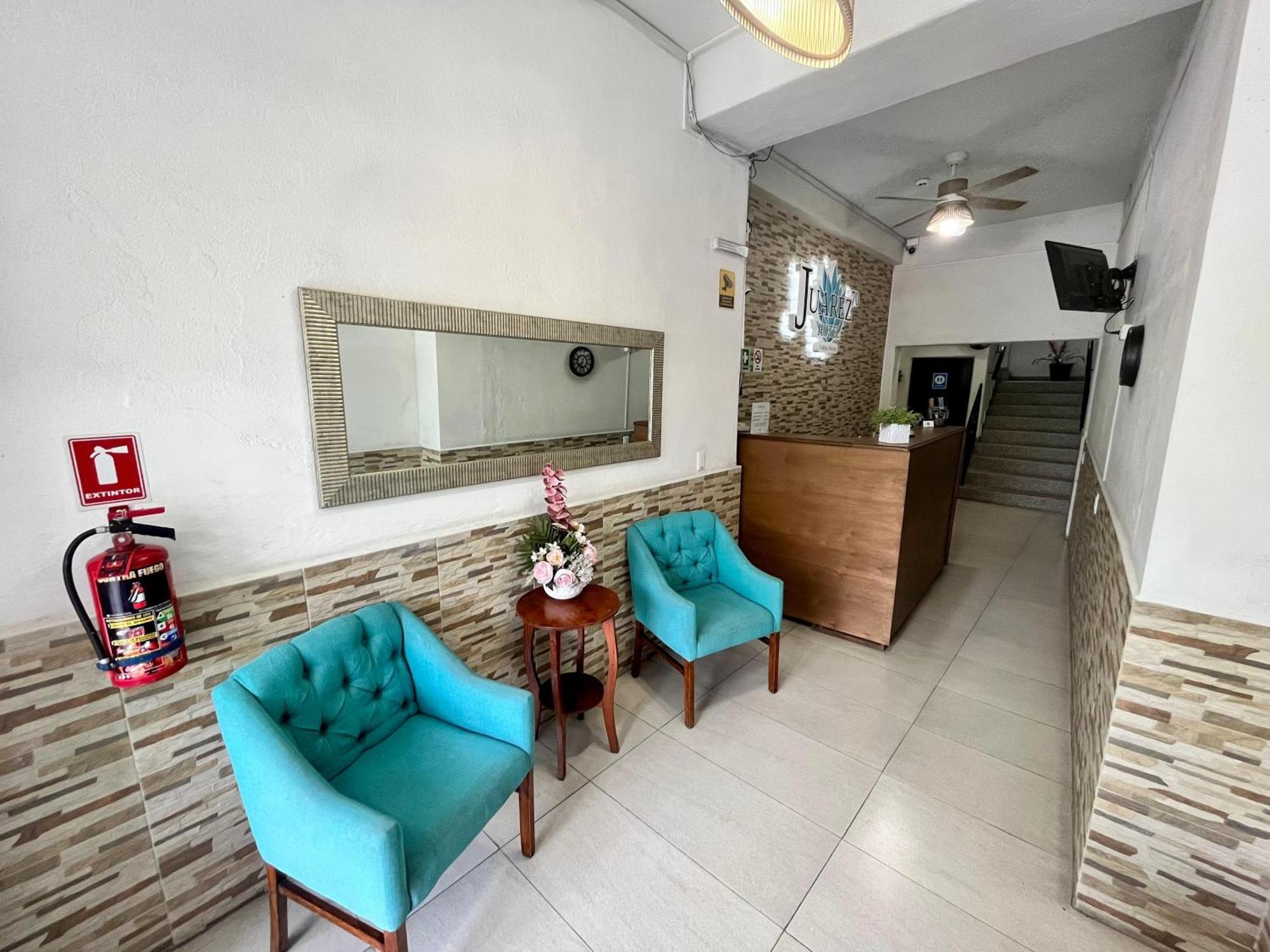 Hotel Juarez 70 Colima Exteriér fotografie